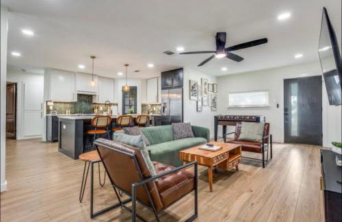 Luxury Oasis 4B 2B Jacuzzi Pet Friendly - Foto 1