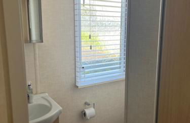 21 Riverview, Allhallows - Photo 3