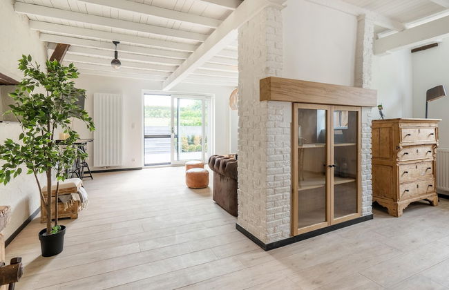 Spacious Family Holiday Home - Photo 14