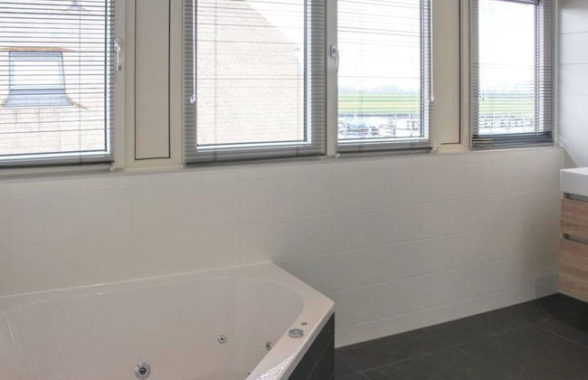 Villa in Friesland With Sauna & Bubble Bath - Foto 21