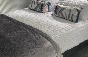 2 bedroom modern cabin near snowdonia national park - Photo 9