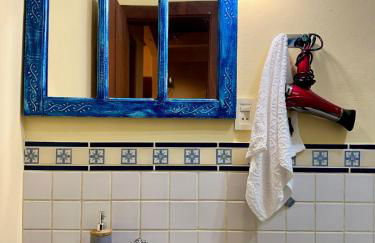 Casa Rústica - 3 vagas de garagem - Pet Friendly com vista para Serra de São José - até 8 hóspedes - Foto 12