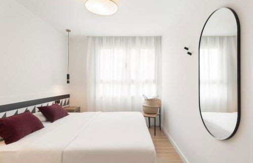 Port Forum Apartments by Olala Homes - Photo 27