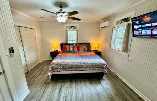 3 Min Walk to Starbucks. Pet Yes - Photo 44