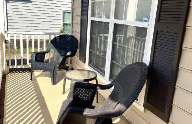 Tropical Oasis with Tiki Bar, Firepit, Seasonal Pool - Foto 70