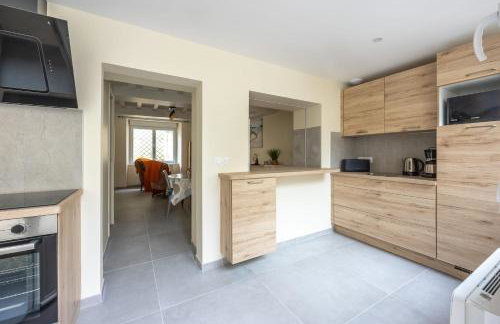 Les Colibris little house in the city-center - Foto 7