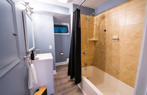 Modern Stay on Green Valley - 2.5 Mi to Downtown - Foto 22