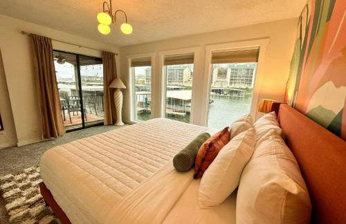 Daylight Cove Lakefront Condo, Pool, Hot Tub! - Foto 4