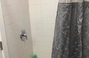 Just Like Being at Home- Newly Renovated Unit - Foto 20