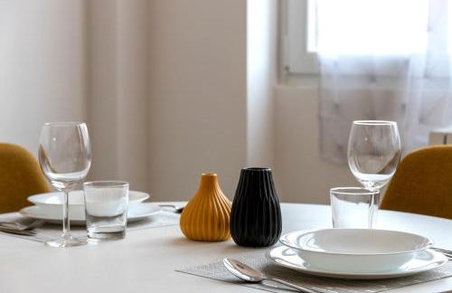 [Navigli - Center] Modern Suite, Fast Wi-Fi & Tram - Foto 9