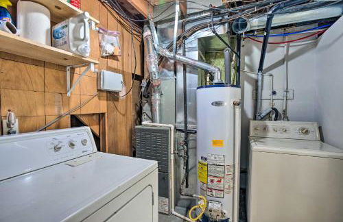 4 Mi to Coors Field Charming Apartment with Patio - Foto 17