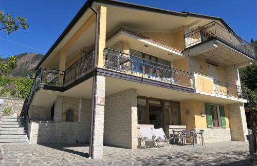 Villa Arianna Lake View Apartments with Pool - Foto 2