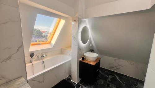 Großzügige 2-Etagen-Wohnung - Garten& Natur&See - Foto 5