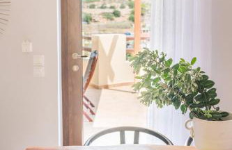 Syra Suites - Photo 6