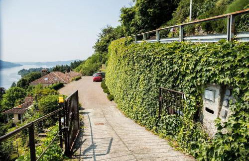 A Balcony on Lake Maggiore - Foto 34