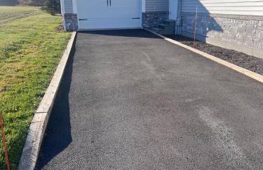 Prime Northern Maine Snowmobiling Retreat with Full Kitchen & Winter Trails Access - Foto 38