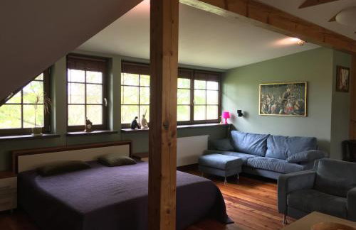 Ulinia Gardens - Photo 10