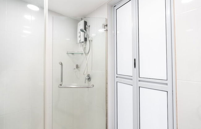 OYO Home 89794 Uncommon 2br Sri Sayang - Foto 26