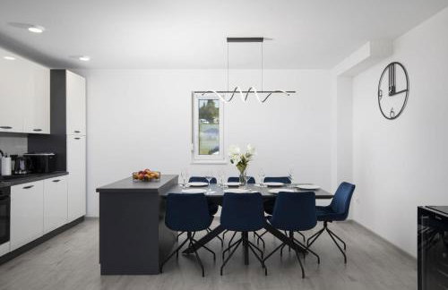 Villa Euphoria - Photo 17