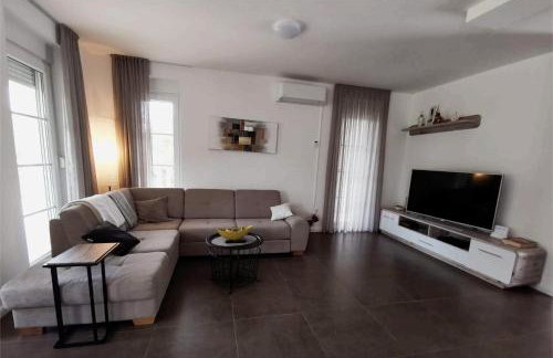 Holiday house with a swimming pool Poljica, Zadar - 24133 - Foto 13