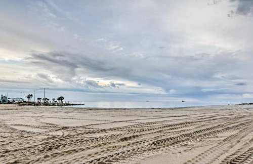 Walk to the Waves! Pass Christian Beach Retreat - Foto 27