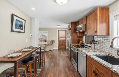 Cozy Mountain Retreat in Downtown With Hot Tub and Bikes - Foto 10