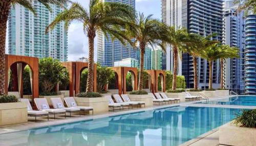 SLS Lux Brickell Exclusive by Palermo Home Miami - Photo 3