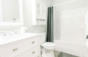 Charming Cabin in the Woods - Peaceful Glamping Spot near Owensville, Missouri - Foto 8