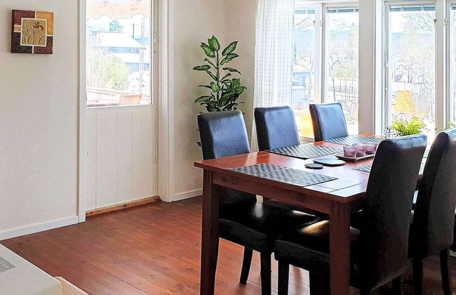 6 Person Holiday Home in Bollnas - Foto 11