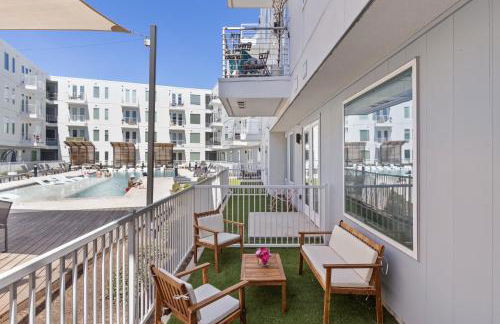 Modern 2BR Poolside Patio Suite in North Austin - Foto 43