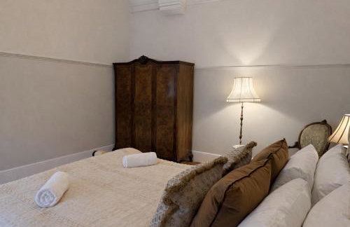 The Old Borough Library - Staffordshire - Photo 14