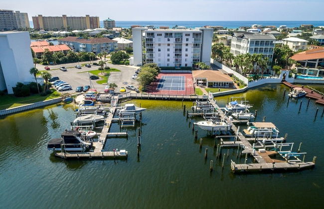 Dolphin Point 303A is a Cute 2 BR overlooking the Harbor by RedAwning - Foto 39