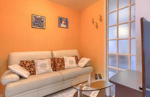 Apartment Tiziana-4 by Interhome - Photo 3