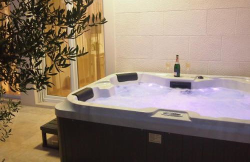 Luxury Villa Mala Podgora with Heated Pool - Foto 16