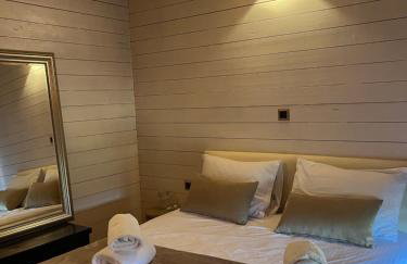 The Farmhouse - Photo 17