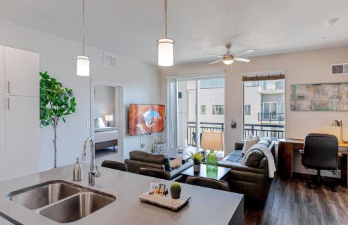 Convention Center Lux - 2BR 2BA - Pool Gym HotTub - Foto 20