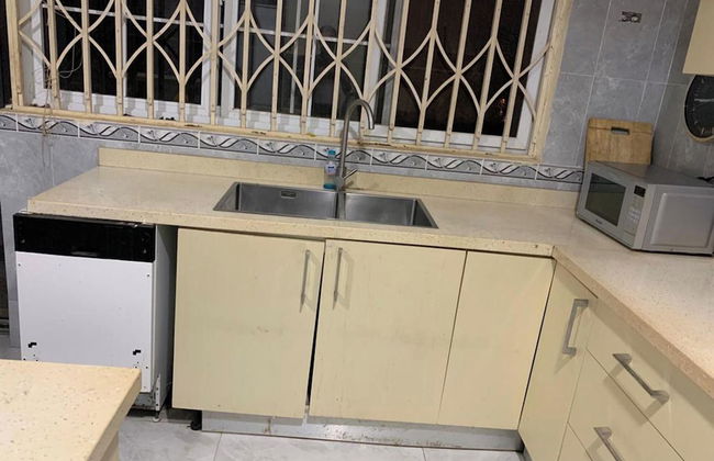 1bed Apartment - Parking, Wifi, Balcony, Bbq - Photo 11