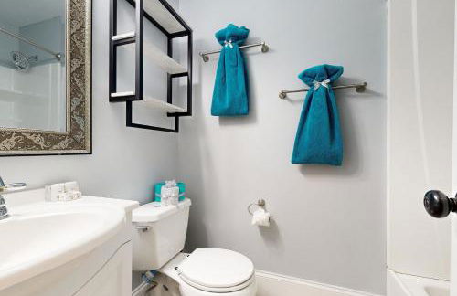 Bring Your Pup! Goose Creek Home with Private Pool - Foto 14