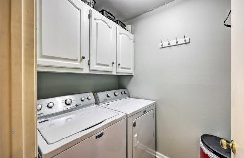 Waterfront Hot Springs Condo Pool, Hot Tub Access - Foto 33