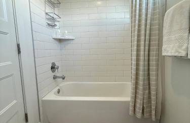 Spacious 5BR Resort Waterpark Access Sleeps 16 - Foto 33