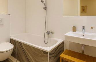 glorious cloud apartment - Photo 3