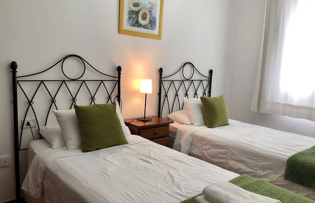 Apartamentos Los Verodes - Photo 20