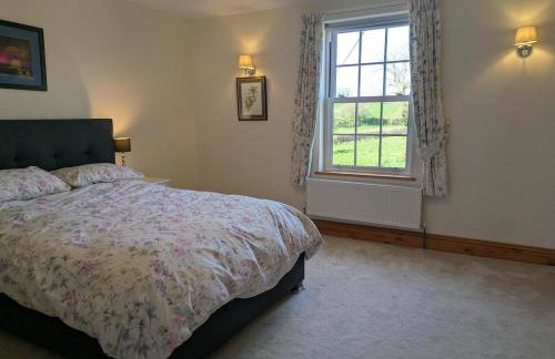 Beautiful Victorian Farmhouse - Foto 31