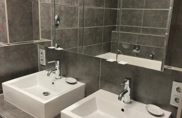 TruRetreats Design Loft für 8 Personen I Riesige Küche I eCharger I 65z SmartTV I 150qm - Foto 29