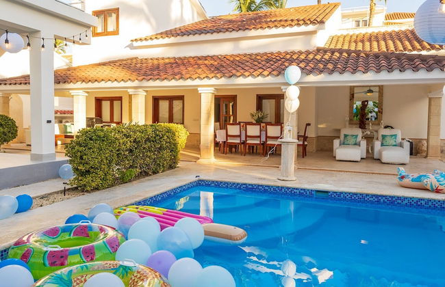 Beachfront 7BR Villa With Pool Maid Los Corales - Foto 58