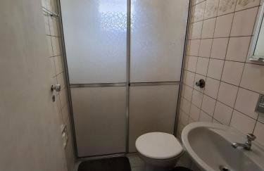 Casa com churrasqueira e piscina - Foto 9