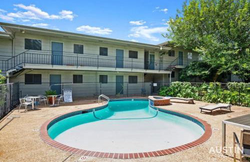 Easy Access to UT Campus Shared Pool and Parking - Foto 15