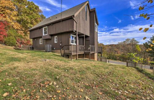 Deck and Mtn Views Fain Chalet in Kingsport - Foto 33