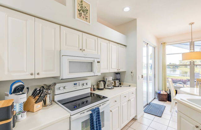 Private Pool, Pond Views, & Bonus Lounge in Gated Naples Community Drive to Dining & Sand - Foto 10