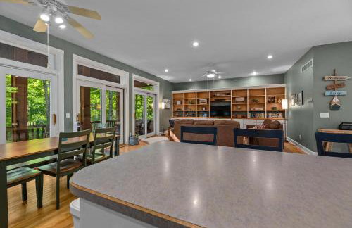 Martha Lake Retreat in Mercer WI - Foto 9